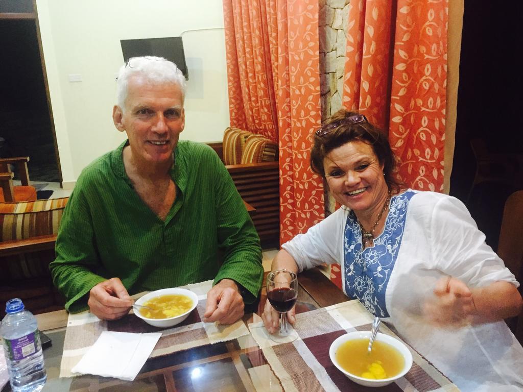 Aronka Homestay Kandy Buitenkant foto
