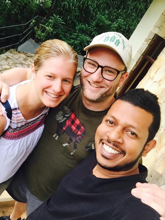 Aronka Homestay Kandy Buitenkant foto
