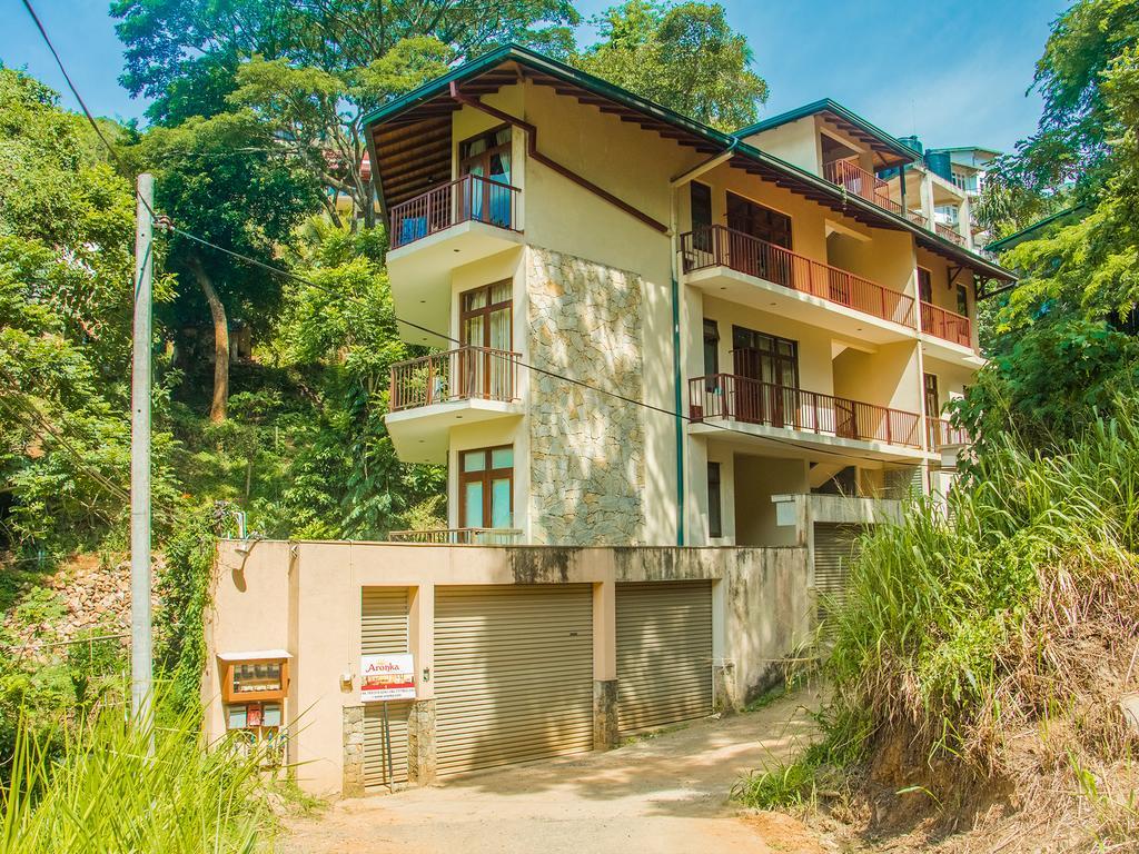 Aronka Homestay Kandy Buitenkant foto