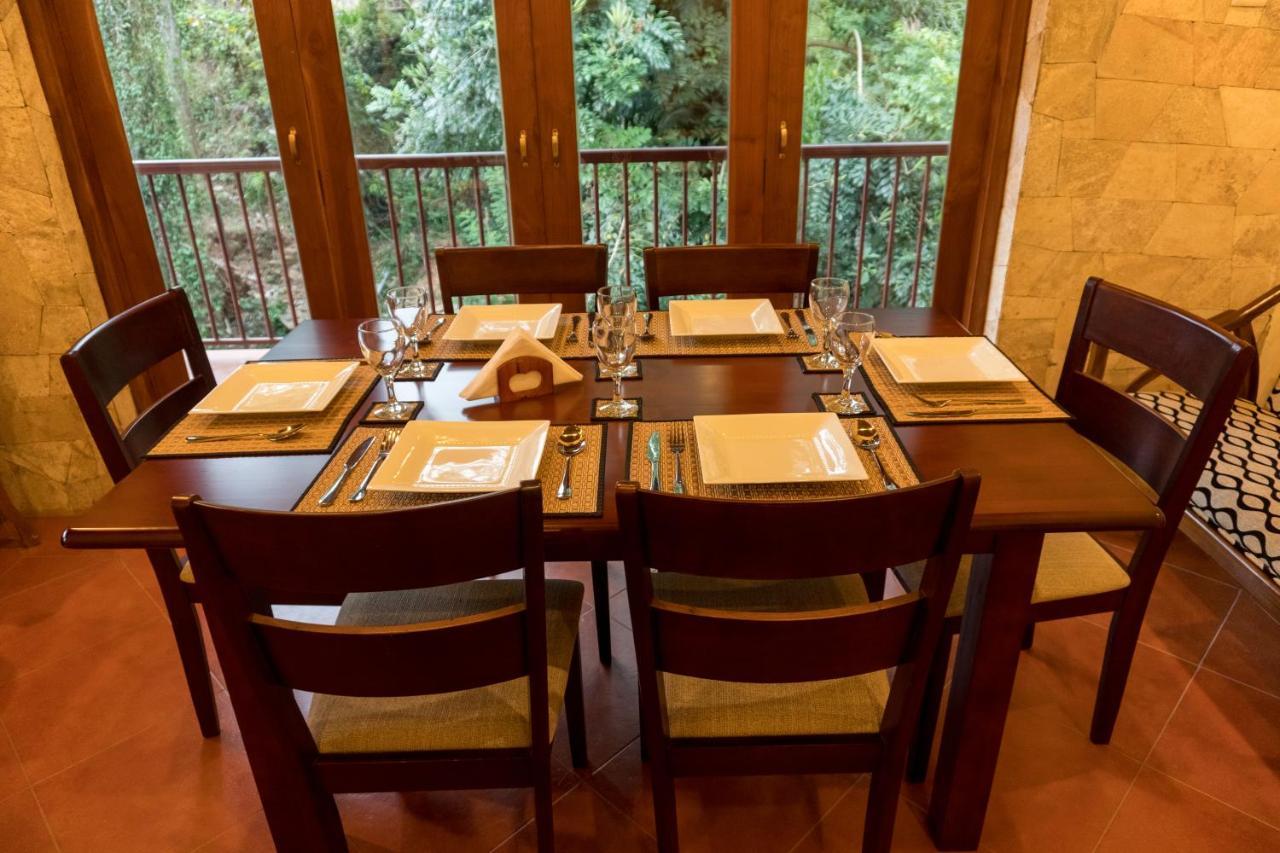 Aronka Homestay Kandy Buitenkant foto