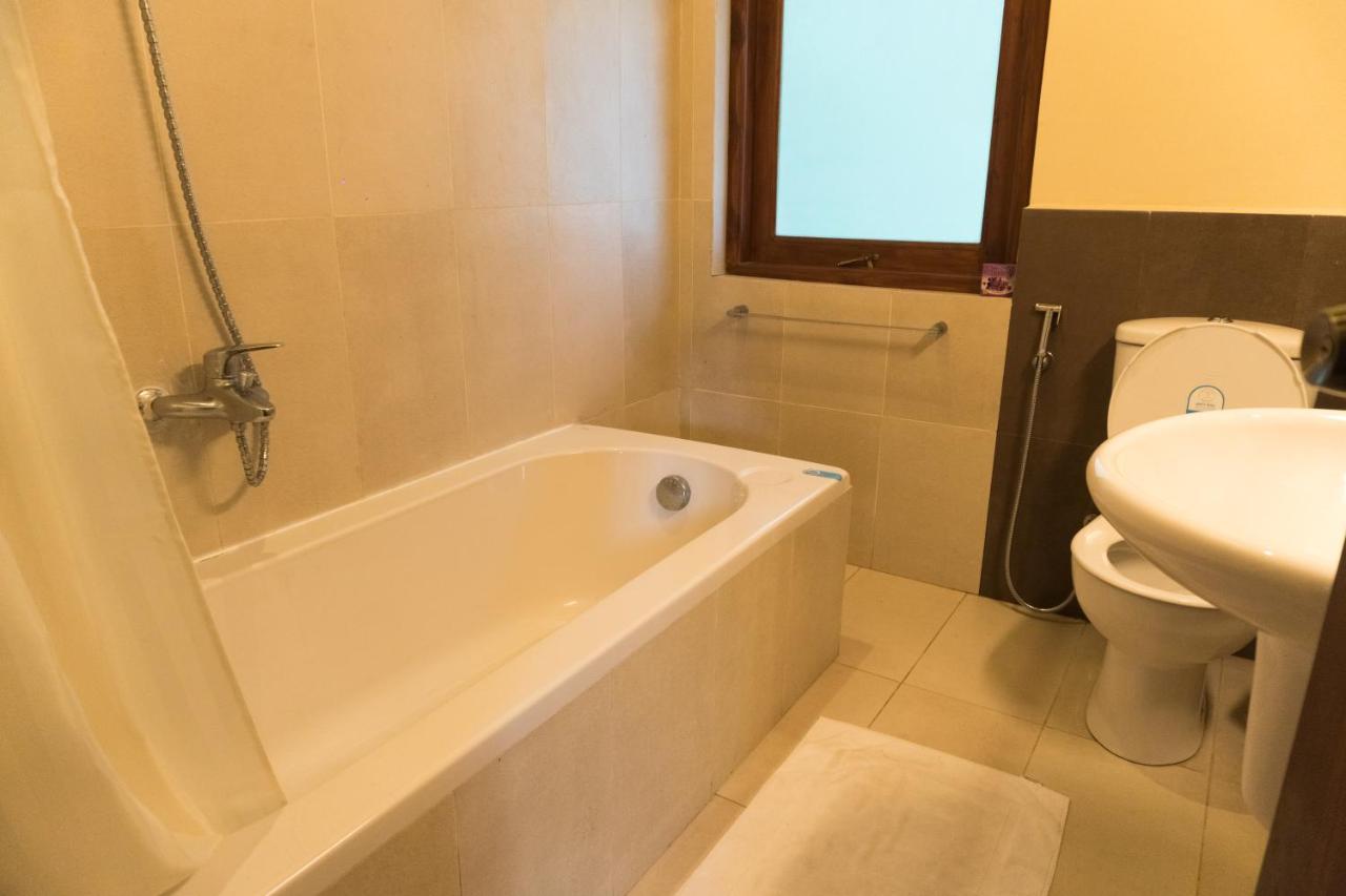 Aronka Homestay Kandy Buitenkant foto